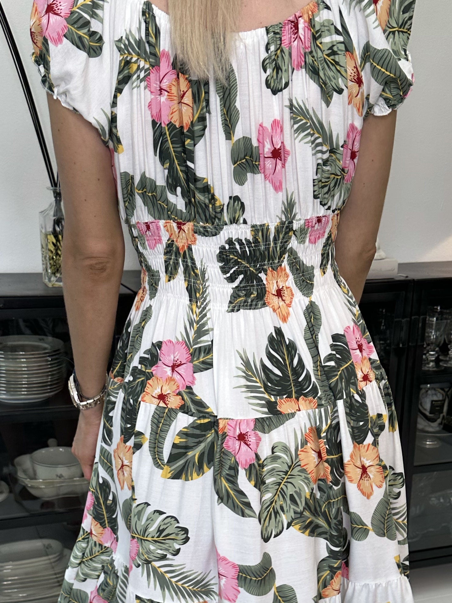 Finalia hawaii short - Söt klänning med hawaii blommor och elastisk midja